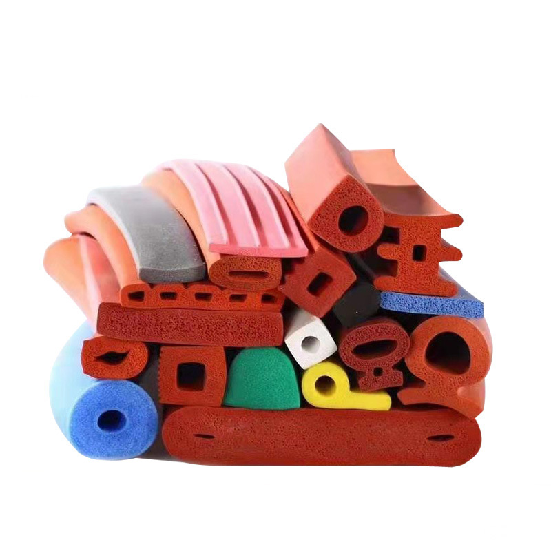 工業(yè)環(huán)境苛刻，密封條易老化？嶸牌硅膠發(fā)泡條耐候抗老化，寬溫域保持彈性，壽命更長